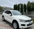 Белый Фольксваген Туарег, объемом двигателя 3.6 л и пробегом 156 тыс. км за 14998 $, фото 1 на Automoto.ua