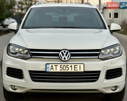 Белый Фольксваген Туарег, объемом двигателя 3 л и пробегом 217 тыс. км за 14650 $, фото 13 на Automoto.ua