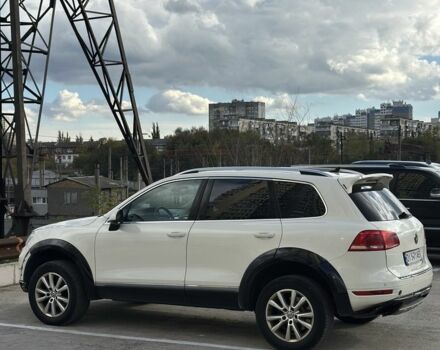Фольксваген Туарег 2010 в Киеве на Automoto.ua Белый Фольксваген Туарег, объемом двигателя 0 л и пробегом 285 тыс. км за 13500 $, фото 5 на Automoto.ua