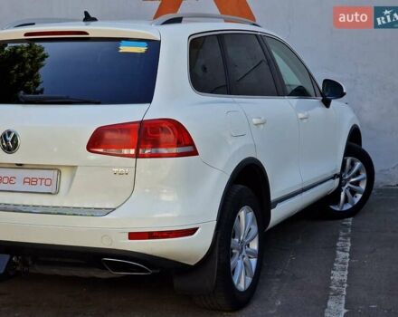 Белый Фольксваген Туарег, объемом двигателя 2.97 л и пробегом 264 тыс. км за 17490 $, фото 28 на Automoto.ua