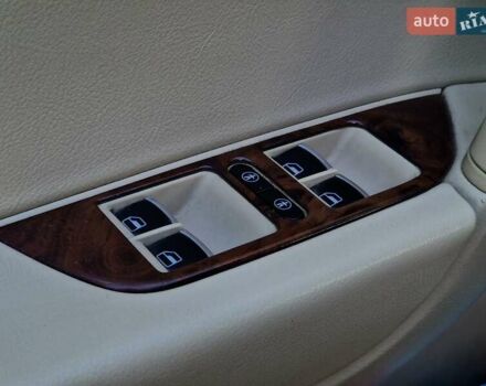 Белый Фольксваген Туарег, объемом двигателя 2.97 л и пробегом 264 тыс. км за 17490 $, фото 56 на Automoto.ua