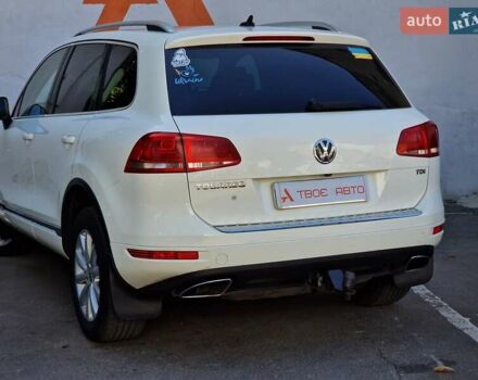 Белый Фольксваген Туарег, объемом двигателя 2.97 л и пробегом 264 тыс. км за 17490 $, фото 33 на Automoto.ua