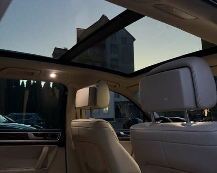 Белый Фольксваген Туарег, объемом двигателя 3.6 л и пробегом 296 тыс. км за 12900 $, фото 29 на Automoto.ua