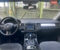 Белый Фольксваген Туарег, объемом двигателя 2.97 л и пробегом 249 тыс. км за 14900 $, фото 12 на Automoto.ua