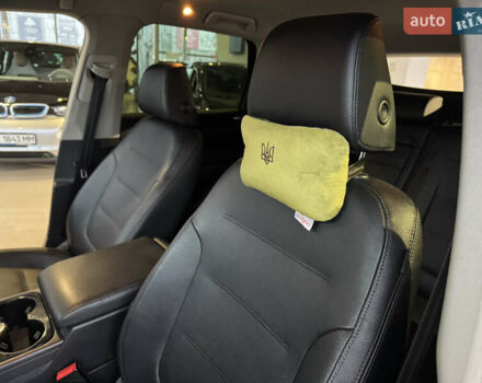 Белый Фольксваген Туарег, объемом двигателя 3.6 л и пробегом 280 тыс. км за 14500 $, фото 21 на Automoto.ua