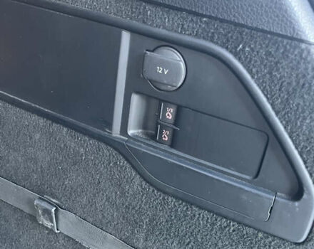 Белый Фольксваген Туарег, объемом двигателя 2.97 л и пробегом 262 тыс. км за 18500 $, фото 28 на Automoto.ua