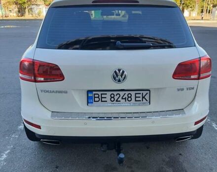 Белый Фольксваген Туарег, объемом двигателя 2.97 л и пробегом 411 тыс. км за 16000 $, фото 5 на Automoto.ua