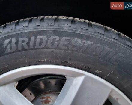 Белый Фольксваген Туарег, объемом двигателя 2.97 л и пробегом 240 тыс. км за 17900 $, фото 38 на Automoto.ua