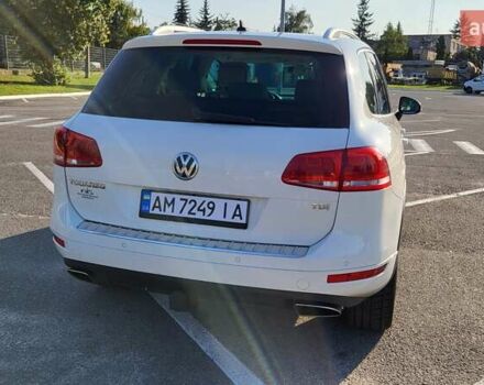 Белый Фольксваген Туарег, объемом двигателя 2.97 л и пробегом 320 тыс. км за 15400 $, фото 9 на Automoto.ua