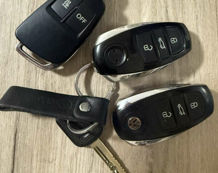 Белый Фольксваген Туарег, объемом двигателя 2.97 л и пробегом 267 тыс. км за 19900 $, фото 48 на Automoto.ua