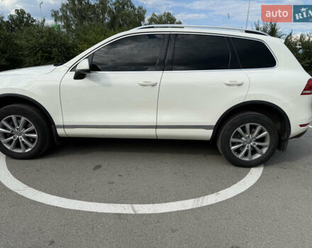 Белый Фольксваген Туарег, объемом двигателя 2.97 л и пробегом 267 тыс. км за 19900 $, фото 10 на Automoto.ua