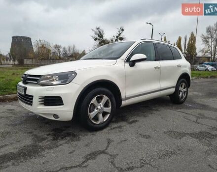 Белый Фольксваген Туарег, объемом двигателя 3 л и пробегом 346 тыс. км за 13500 $, фото 20 на Automoto.ua