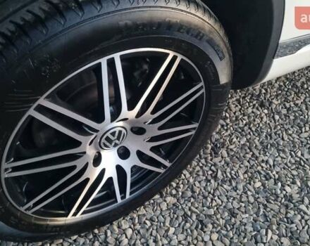 Белый Фольксваген Туарег, объемом двигателя 2.97 л и пробегом 332 тыс. км за 16500 $, фото 16 на Automoto.ua