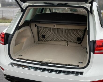 Белый Фольксваген Туарег, объемом двигателя 3 л и пробегом 189 тыс. км за 17450 $, фото 20 на Automoto.ua