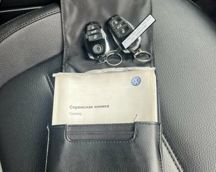 Белый Фольксваген Туарег, объемом двигателя 2.97 л и пробегом 315 тыс. км за 17700 $, фото 17 на Automoto.ua