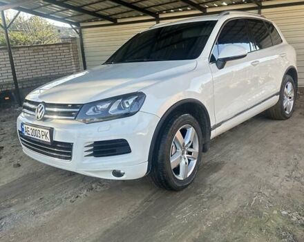 Білий Фольксваген Туарег, об'ємом двигуна 2.97 л та пробігом 250 тис. км за 15500 $, фото 1 на Automoto.ua