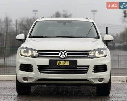 Белый Фольксваген Туарег, объемом двигателя 2.97 л и пробегом 189 тыс. км за 17450 $, фото 4 на Automoto.ua