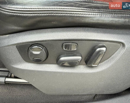 Белый Фольксваген Туарег, объемом двигателя 2.97 л и пробегом 267 тыс. км за 19900 $, фото 23 на Automoto.ua