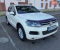 Белый Фольксваген Туарег, объемом двигателя 2.97 л и пробегом 411 тыс. км за 16000 $, фото 10 на Automoto.ua