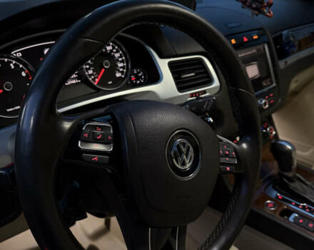 Белый Фольксваген Туарег, объемом двигателя 3.6 л и пробегом 296 тыс. км за 12900 $, фото 23 на Automoto.ua