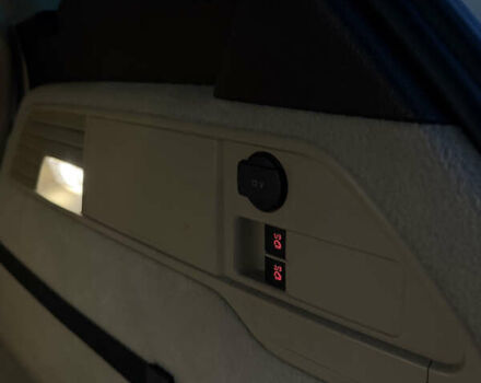 Белый Фольксваген Туарег, объемом двигателя 3.6 л и пробегом 296 тыс. км за 12900 $, фото 44 на Automoto.ua