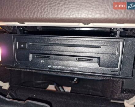 Белый Фольксваген Туарег, объемом двигателя 2.97 л и пробегом 240 тыс. км за 17900 $, фото 39 на Automoto.ua