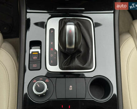 Белый Фольксваген Туарег, объемом двигателя 2.97 л и пробегом 189 тыс. км за 17450 $, фото 28 на Automoto.ua