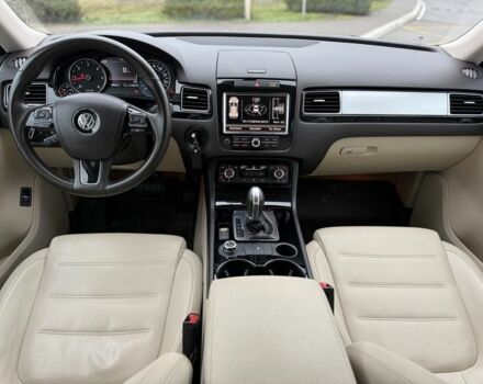 Белый Фольксваген Туарег, объемом двигателя 3 л и пробегом 189 тыс. км за 17450 $, фото 9 на Automoto.ua