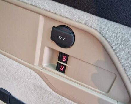 Белый Фольксваген Туарег, объемом двигателя 2.97 л и пробегом 240 тыс. км за 17900 $, фото 29 на Automoto.ua