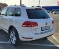 Белый Фольксваген Туарег, объемом двигателя 2.97 л и пробегом 320 тыс. км за 15400 $, фото 11 на Automoto.ua