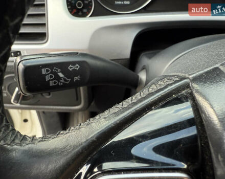 Белый Фольксваген Туарег, объемом двигателя 2.97 л и пробегом 267 тыс. км за 19900 $, фото 44 на Automoto.ua