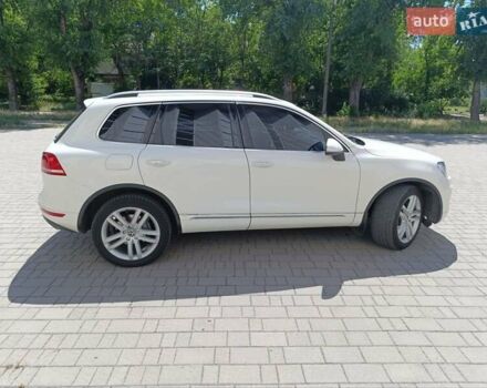 Белый Фольксваген Туарег, объемом двигателя 2.97 л и пробегом 250 тыс. км за 19000 $, фото 30 на Automoto.ua