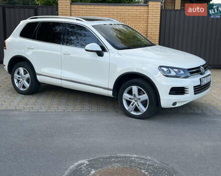 Белый Фольксваген Туарег, объемом двигателя 3.6 л и пробегом 181 тыс. км за 17770 $, фото 2 на Automoto.ua