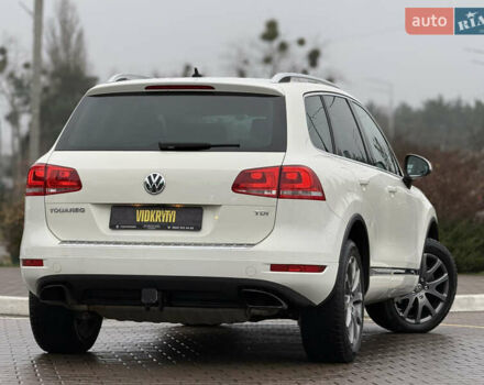 Белый Фольксваген Туарег, объемом двигателя 2.97 л и пробегом 189 тыс. км за 17450 $, фото 21 на Automoto.ua