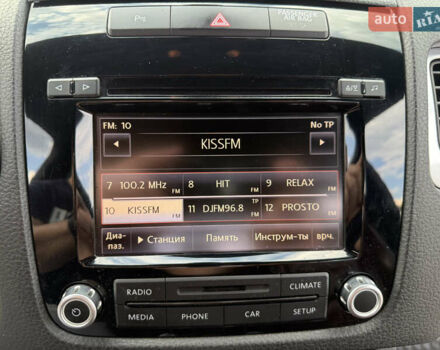 Белый Фольксваген Туарег, объемом двигателя 2.97 л и пробегом 267 тыс. км за 19900 $, фото 29 на Automoto.ua