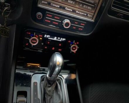 Белый Фольксваген Туарег, объемом двигателя 3 л и пробегом 290 тыс. км за 17999 $, фото 5 на Automoto.ua