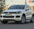 Білий Фольксваген Туарег, об'ємом двигуна 3 л та пробігом 200 тис. км за 18000 $, фото 14 на Automoto.ua