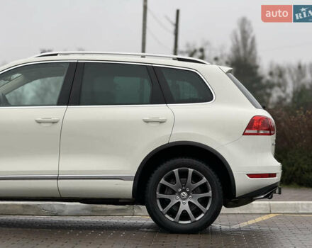 Белый Фольксваген Туарег, объемом двигателя 2.97 л и пробегом 189 тыс. км за 17450 $, фото 14 на Automoto.ua