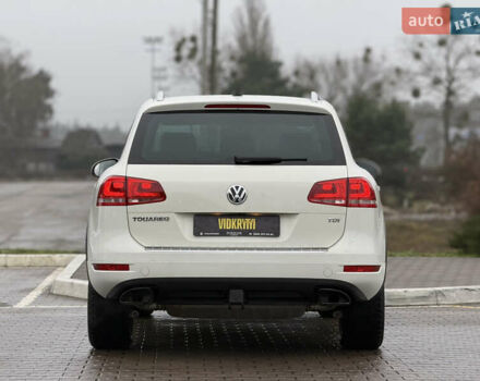 Белый Фольксваген Туарег, объемом двигателя 2.97 л и пробегом 189 тыс. км за 17450 $, фото 19 на Automoto.ua