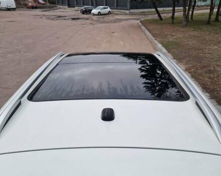 Белый Фольксваген Туарег, объемом двигателя 2.97 л и пробегом 240 тыс. км за 17900 $, фото 9 на Automoto.ua