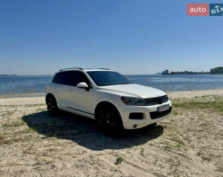 Білий Фольксваген Туарег, об'ємом двигуна 2.97 л та пробігом 298 тис. км за 19000 $, фото 12 на Automoto.ua