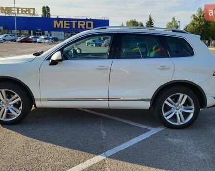 Белый Фольксваген Туарег, объемом двигателя 2.97 л и пробегом 320 тыс. км за 15400 $, фото 13 на Automoto.ua