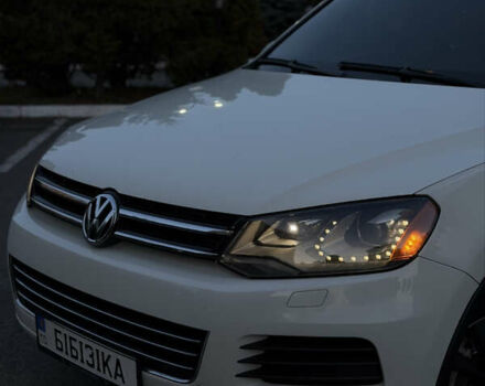 Белый Фольксваген Туарег, объемом двигателя 3.6 л и пробегом 296 тыс. км за 12900 $, фото 4 на Automoto.ua