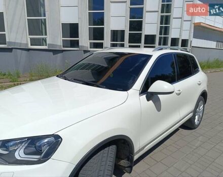 Белый Фольксваген Туарег, объемом двигателя 2.97 л и пробегом 250 тыс. км за 19000 $, фото 11 на Automoto.ua