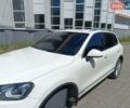 Белый Фольксваген Туарег, объемом двигателя 2.97 л и пробегом 250 тыс. км за 19000 $, фото 11 на Automoto.ua