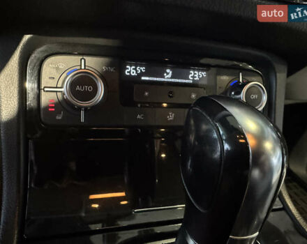 Белый Фольксваген Туарег, объемом двигателя 3.6 л и пробегом 280 тыс. км за 14500 $, фото 17 на Automoto.ua