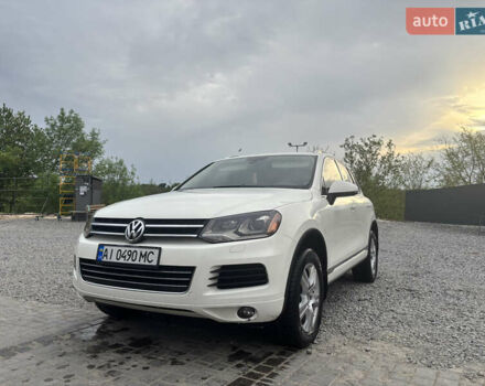 Білий Фольксваген Туарег, об'ємом двигуна 2.97 л та пробігом 296 тис. км за 16800 $, фото 15 на Automoto.ua