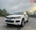 Білий Фольксваген Туарег, об'ємом двигуна 2.97 л та пробігом 296 тис. км за 16800 $, фото 15 на Automoto.ua