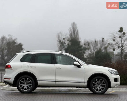 Белый Фольксваген Туарег, объемом двигателя 2.97 л и пробегом 189 тыс. км за 17450 $, фото 9 на Automoto.ua