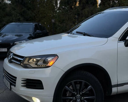 Белый Фольксваген Туарег, объемом двигателя 3.6 л и пробегом 296 тыс. км за 12900 $, фото 3 на Automoto.ua